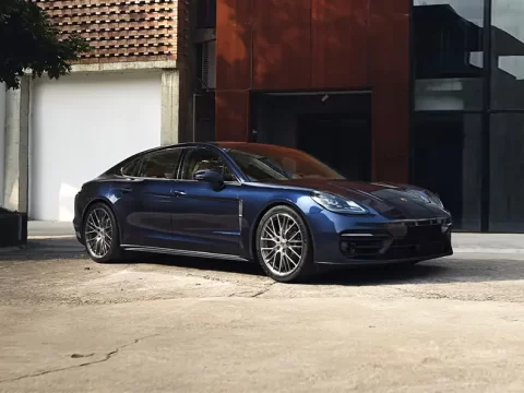 porche-panamera-model-2021
